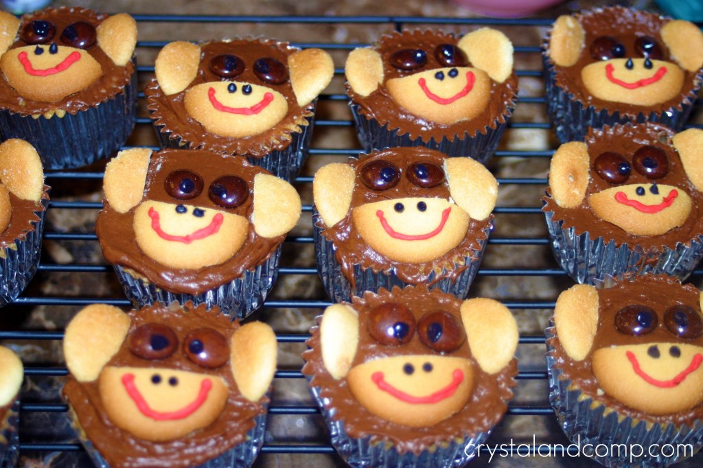 food gifts: how to make monkey cupcakes