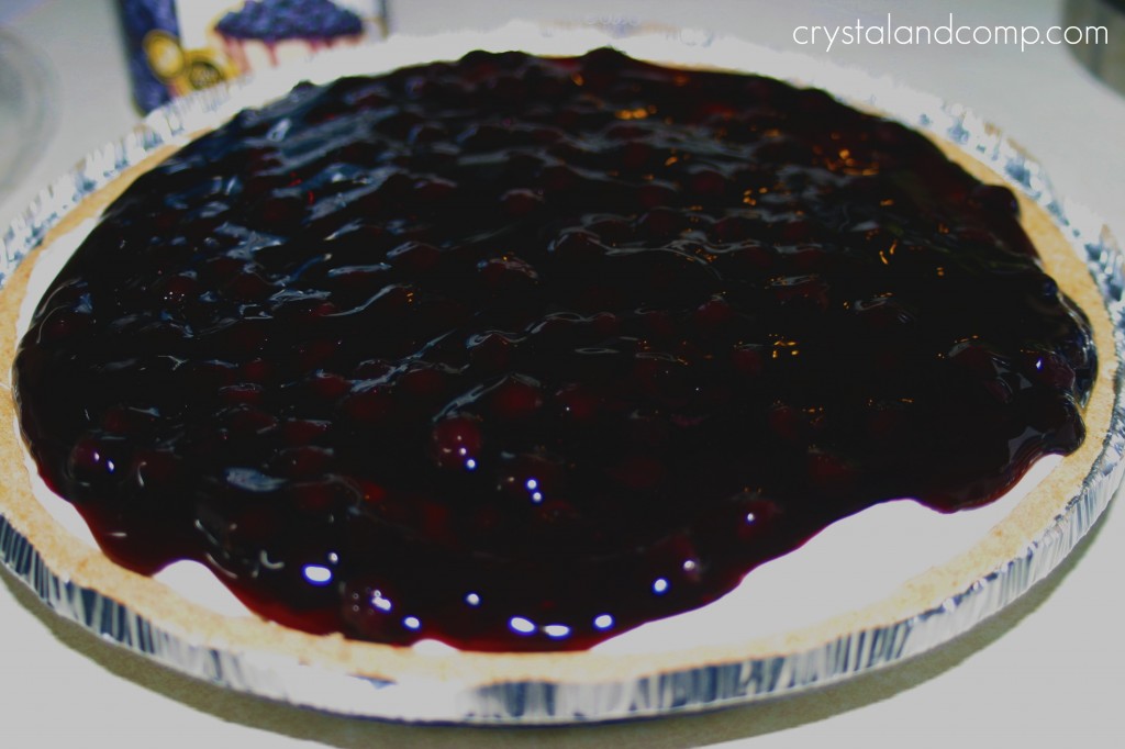 no bake blueberry banana pie