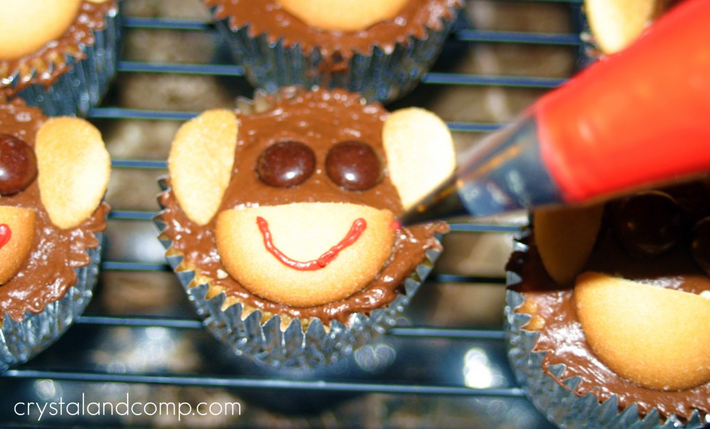 use icing for the mouth