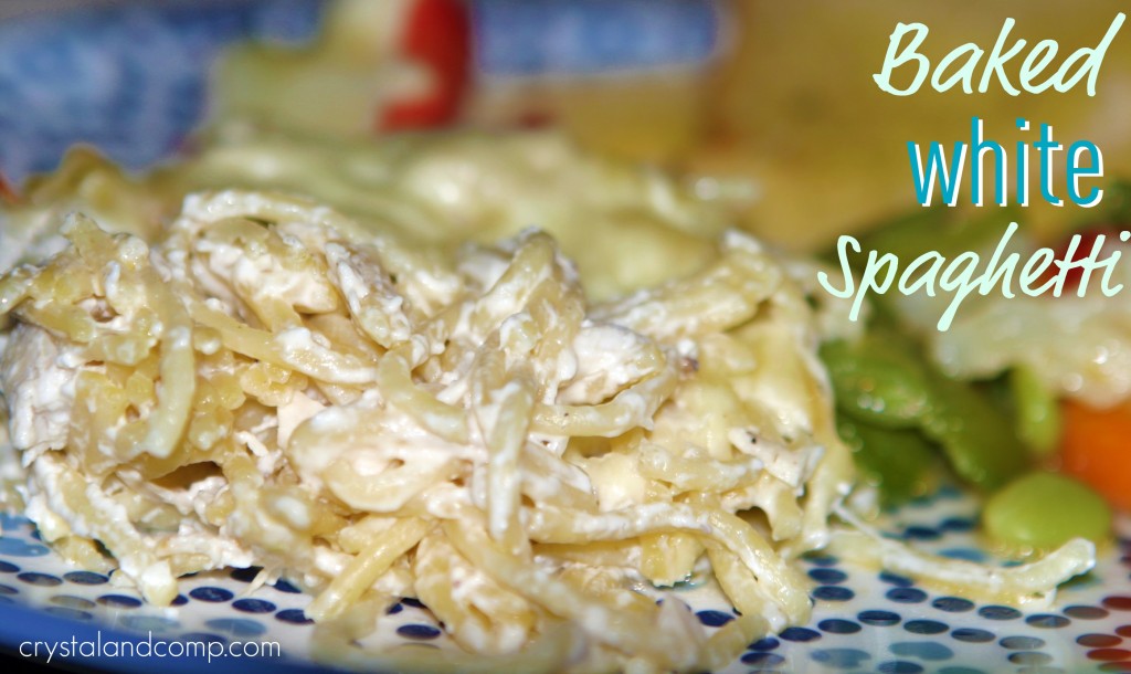 baked white spaghetti presentation