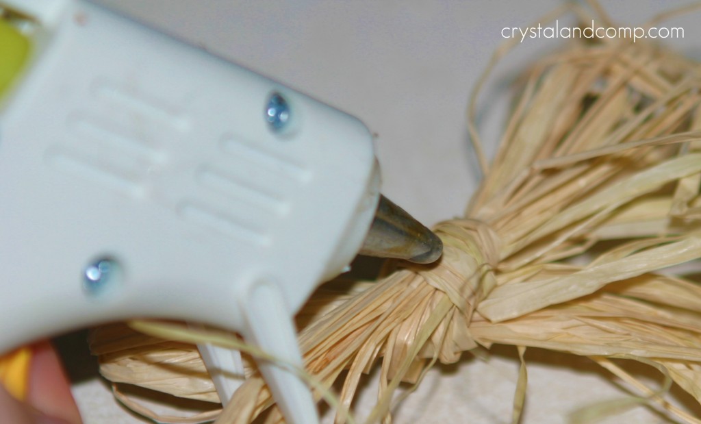 hot glue raffia to wooden blocks