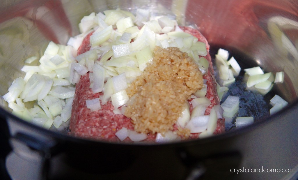 brown hamburger meat