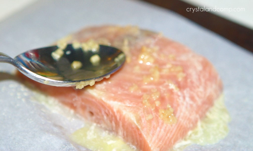 add minced garlic to salmon