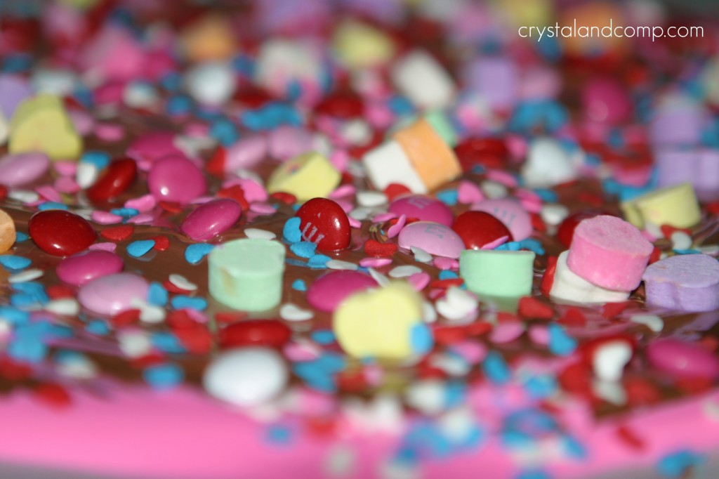 how to make valentine bark