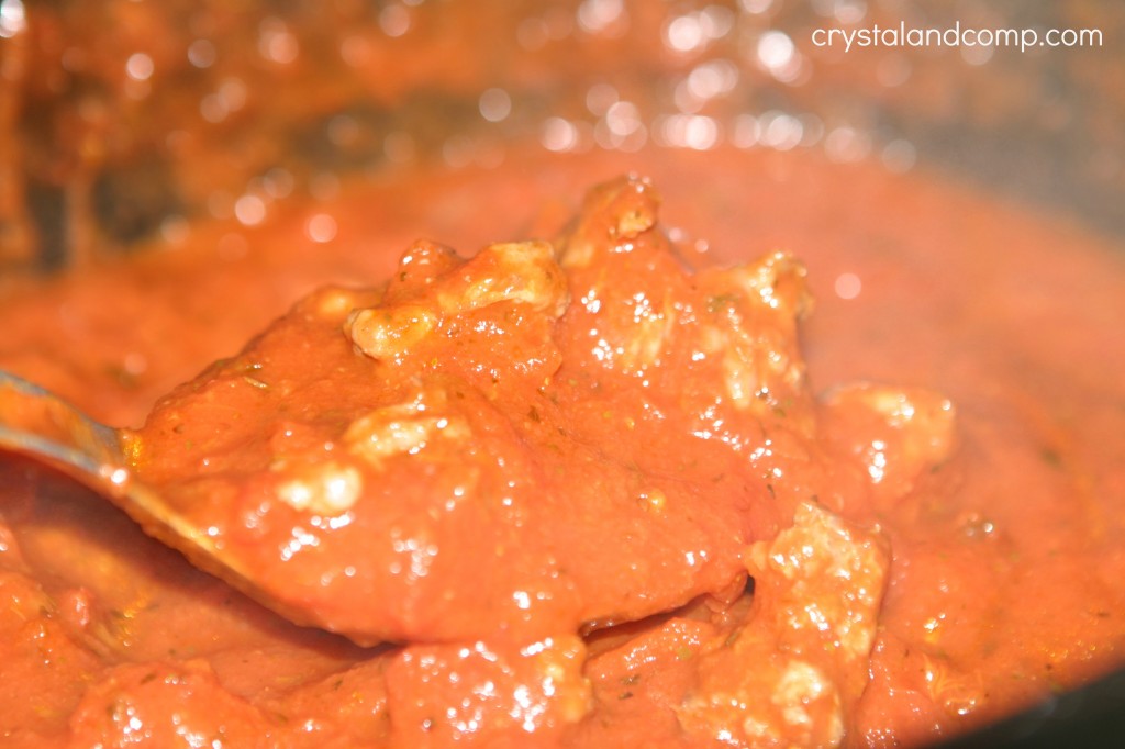 make spaghetti sauce in the crockpot