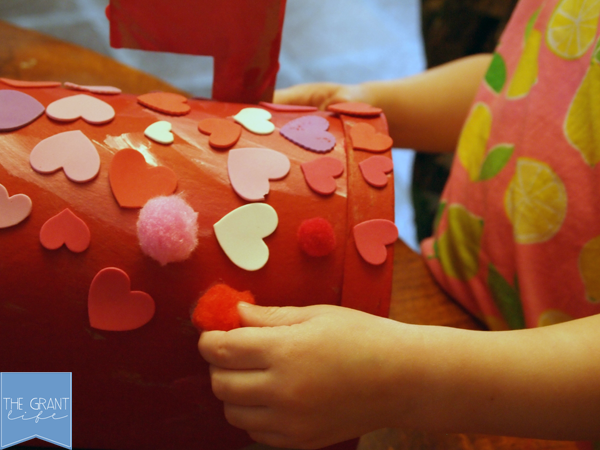 Activities for Kids - Valentines mailbox