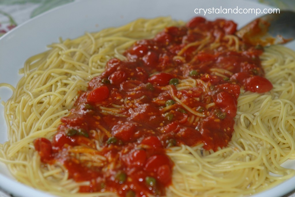 spaghetti noodles on a platter