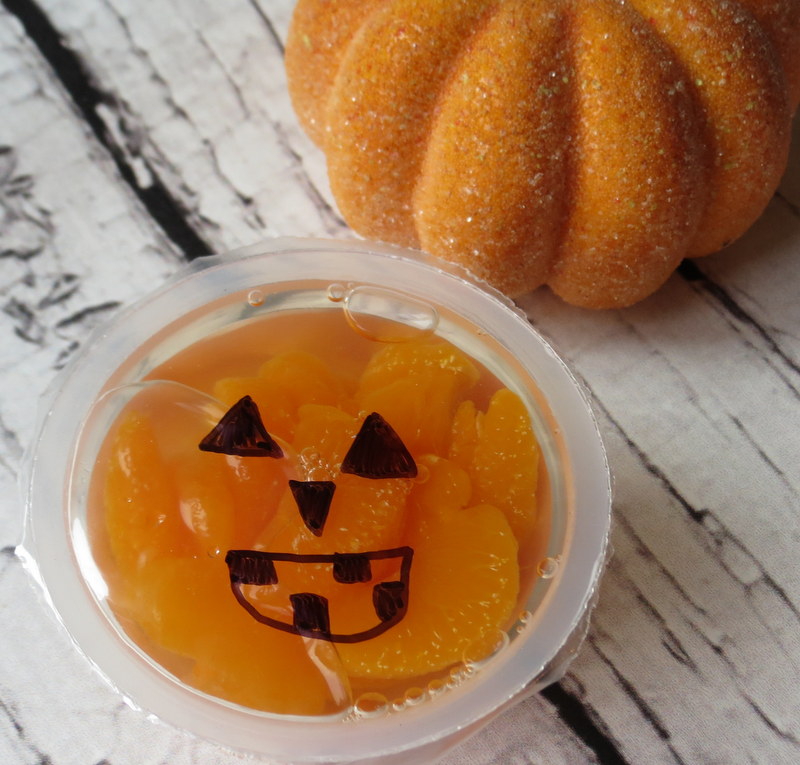 snack ideas for kids: pumpkin snack letter P